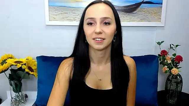 LuisaLive online show from May 2026 06:19:02 AM