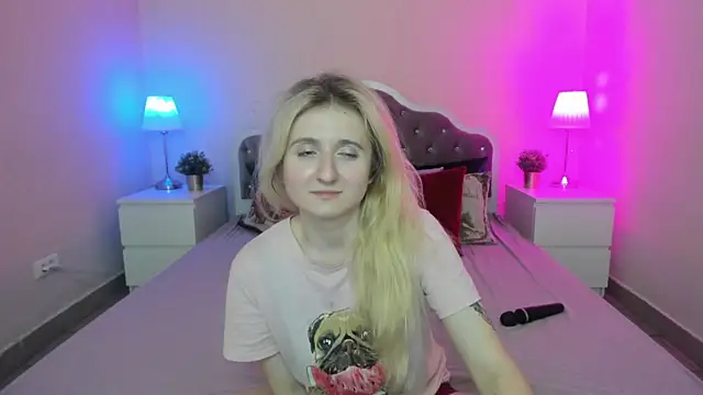 CamillaDreamer online show from December 2025 05:33:02 PM