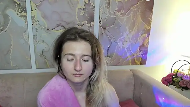 CamillaDreamer online show from July 2026 11:32:01 PM