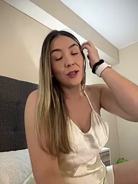 Mariana gom online show from May 2026 12:34:02 PM