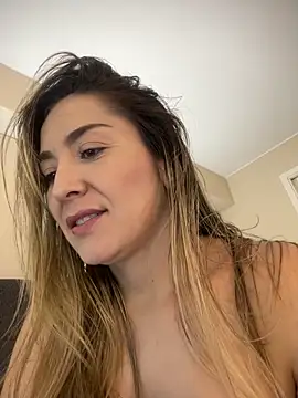 Mariana gom online show from May 2026 12:13:02 PM