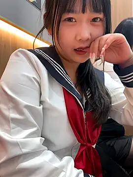 Snapshot of tiantian-26 chatting on October 2025 04:45:01 AM tiantian-26 online show from October 2025 04:45:01 AM