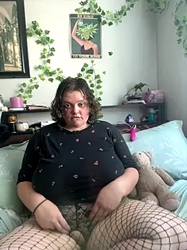 Snapshot of xXJJIvyXx chatting on October 2025 08:18:02 PM xXJJIvyXx online show from October 2025 08:18:02 PM