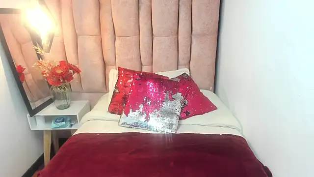 Issa Milf   online show from July 2026 01:30:02 PM