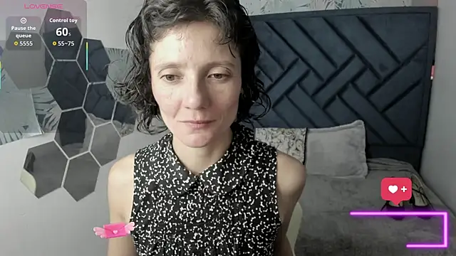 Valery More   online show from December 2025 11:51:01 AM