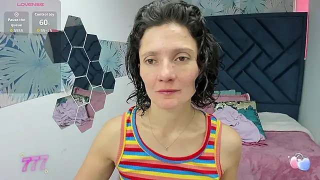 Valery More   online show from March 2026 01:50:02 PM