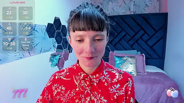 Valery More   online show from May 2026 01:37:01 PM