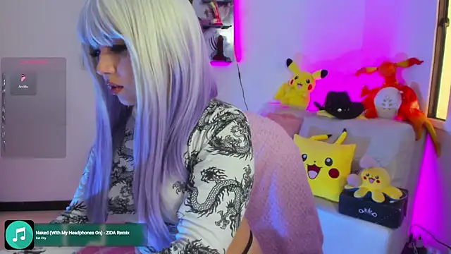 Snapshot of melody_neko777 chatting on October 2025 01:30:02 PM melody neko777 online show from October 2025 01:30:02 PM