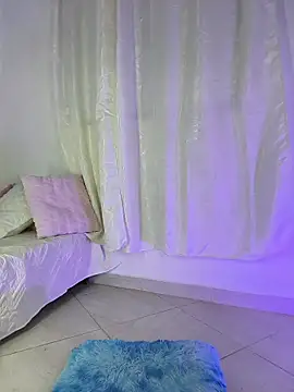 Snapshot of In-Ur-dreams chatting on October 2025 10:32:02 PM In-Ur-dreams online show from October 2025 10:32:02 PM