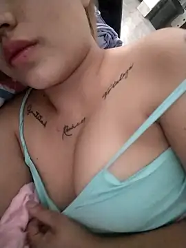 Snapshot of aurofox21 chatting on March 2026 06:32:01 PM aurofox21 online show from March 2026 06:32:01 PM