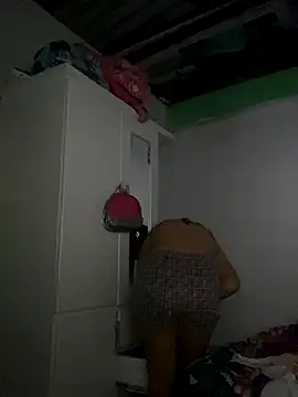 Snapshot of melissa_milkk chatting on October 2025 04:38:01 AM melissa milkk online show from October 2025 04:38:01 AM