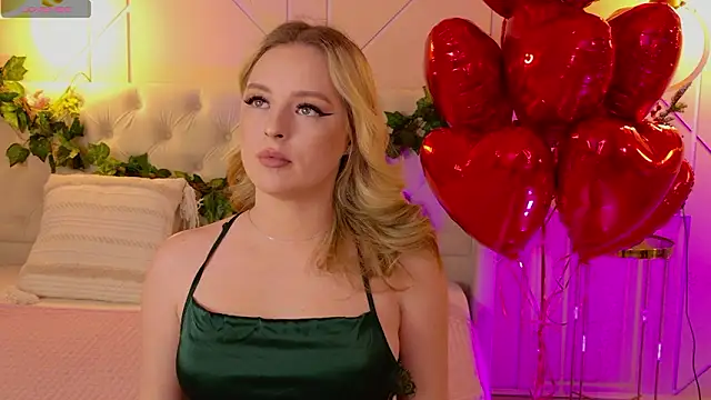 EllyLinn online show from February 2026 05:19:02 PM