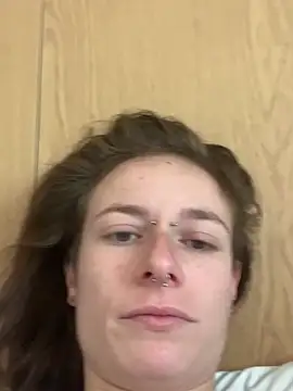 Snapshot of GoldenPussy1329 chatting on March 2026 12:32:01 PM GoldenPussy1329 online show from March 2026 12:32:01 PM