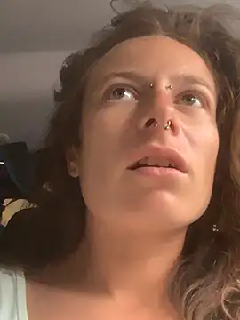 GoldenPussy1329 online show from May 2026 07:28:02 AM