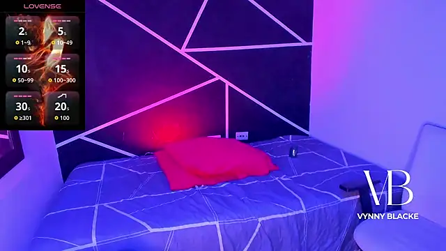 Snapshot of VynnyBlacke_ chatting on November 2025 10:51:01 AM VynnyBlacke online show from November 2025 10:51:01 AM