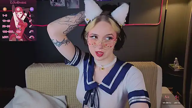 Snapshot of luna_son chatting on February 2026 11:06:01 PM luna son online show from February 2026 11:06:01 PM