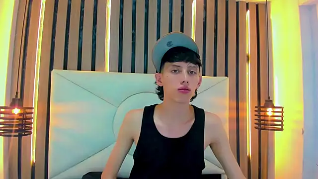 thaigo twink38 online show from April 2026 09:24:01 AM