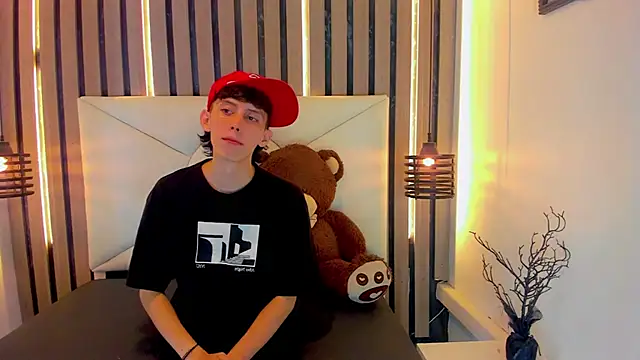 thaigo twink38 online show from June 2026 04:42:02 AM