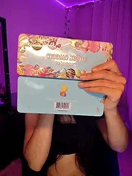 tamara vald online show from October 2025 04:20:02 AM