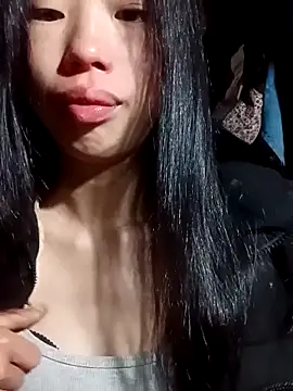 Snapshot of Khanhu_xx chatting on February 2026 11:43:02 PM Khanhu xx online show from February 2026 11:43:02 PM