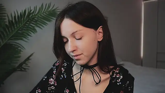 monnymoon online show from October 2025 05:21:02 AM