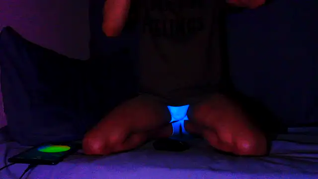 highinhtxx online show from October 2025 05:41:01 AM