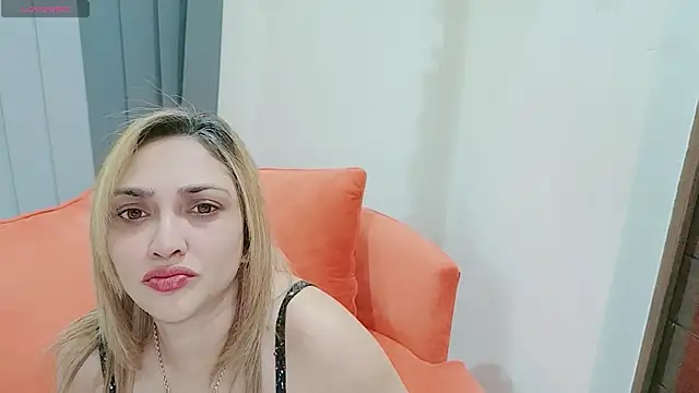 INDIANROMANCE online show from June 2026 09:36:02 PM