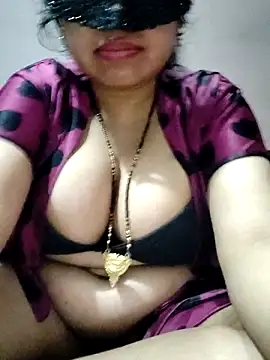 Snapshot of Hot__bhabhi_99 chatting on November 2025 05:00:01 PM Hot bhabhi 99 online show from November 2025 05:00:01 PM