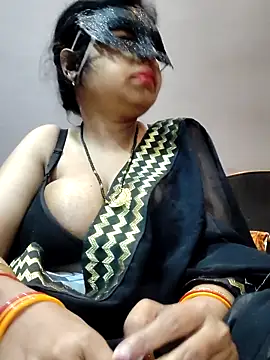 Snapshot of Hot__bhabhi_99 chatting on February 2026 04:38:01 AM Hot bhabhi 99 online show from February 2026 04:38:01 AM