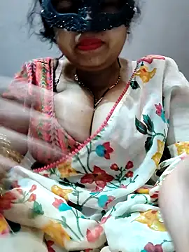 Snapshot of Hot__bhabhi_99 chatting on April 2026 03:06:01 AM Hot bhabhi 99 online show from April 2026 03:06:01 AM