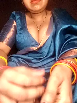 Snapshot of Hot__bhabhi_99 chatting on May 2026 03:44:01 AM Hot bhabhi 99 online show from May 2026 03:44:01 AM