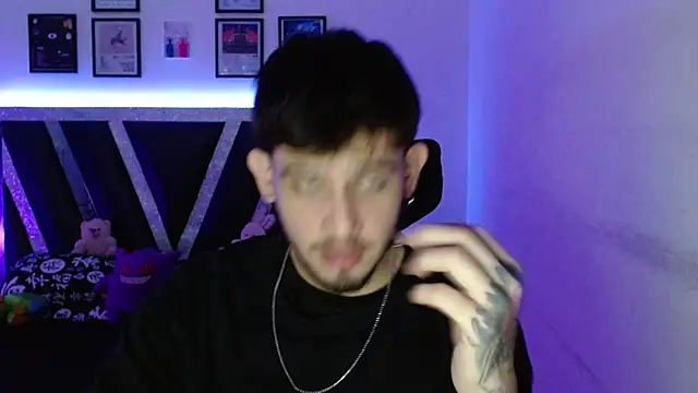 Snapshot of Sebasxxl12 chatting on October 2025 01:14:01 PM Sebasxxl12 online show from October 2025 01:14:01 PM