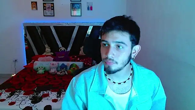 Snapshot of Sebasxxl12 chatting on May 2026 10:27:01 PM Sebasxxl12 online show from May 2026 10:27:01 PM