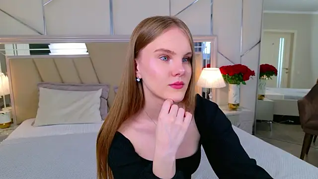 Lili Lohan online show from June 2026 05:10:01 AM