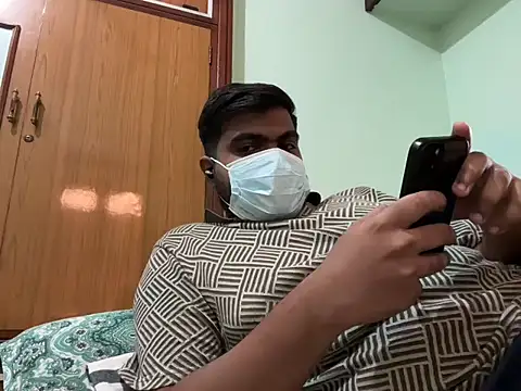 Romeo Sam2 online show from September 2025 07:02:01 AM