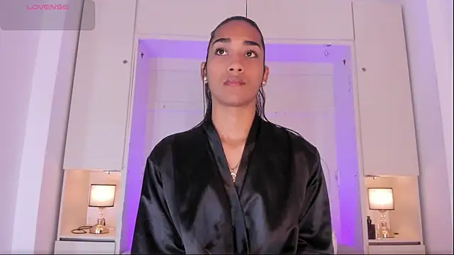 Snapshot of AnahiCollins chatting on October 2025 11:31:02 AM AnahiCollins online show from October 2025 11:31:02 AM