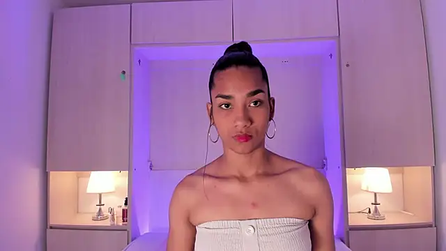 Snapshot of AnahiCollins chatting on November 2025 11:35:01 AM AnahiCollins online show from November 2025 11:35:01 AM