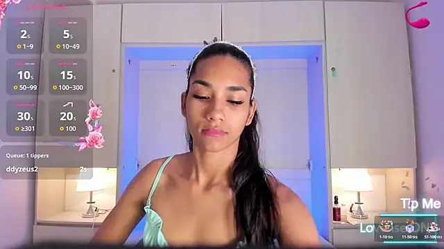 Snapshot of AnahiCollins chatting on January 2026 11:37:02 AM AnahiCollins online show from January 2026 11:37:02 AM