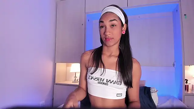 Snapshot of AnahiCollins chatting on February 2026 11:37:02 AM AnahiCollins online show from February 2026 11:37:02 AM