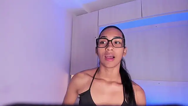 Snapshot of AnahiCollins chatting on February 2026 11:39:02 AM AnahiCollins online show from February 2026 11:39:02 AM