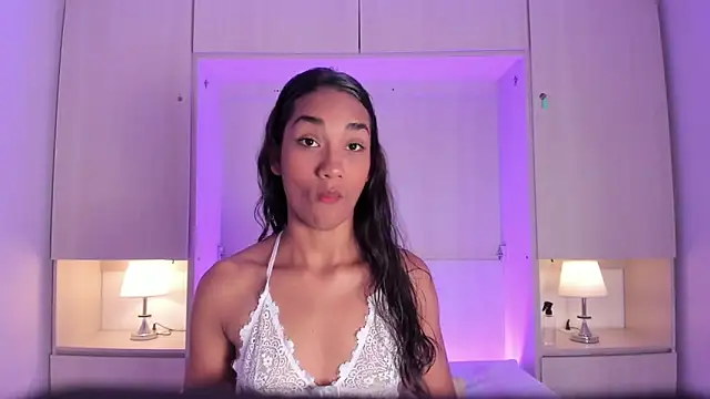 Snapshot of AnahiCollins chatting on February 2026 11:42:02 AM AnahiCollins online show from February 2026 11:42:02 AM