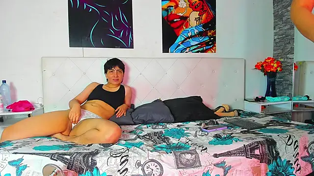 Arisia78Mia online show from October 2025 04:02:01 AM