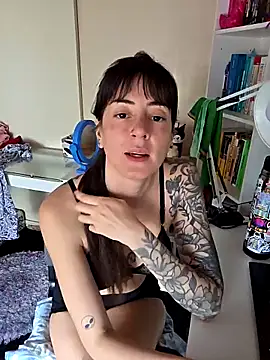 Snapshot of dandanbarr chatting on October 2025 04:19:01 PM dandanbarr online show from October 2025 04:19:01 PM