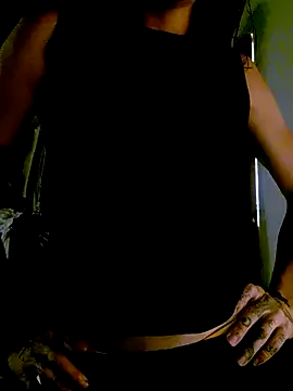 Snapshot of monroedelrey chatting on December 2025 07:10:02 PM monroedelrey online show from December 2025 07:10:02 PM