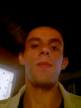 Snapshot of monroedelrey chatting on December 2025 09:33:01 PM monroedelrey online show from December 2025 09:33:01 PM