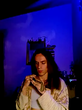 Snapshot of monroedelrey chatting on January 2026 07:33:02 AM monroedelrey online show from January 2026 07:33:02 AM