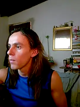 Snapshot of monroedelrey chatting on January 2026 05:29:02 PM monroedelrey online show from January 2026 05:29:02 PM