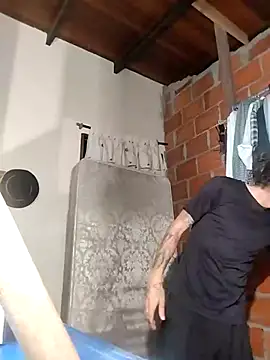 Snapshot of monroedelrey chatting on February 2026 12:40:02 AM monroedelrey online show from February 2026 12:40:02 AM