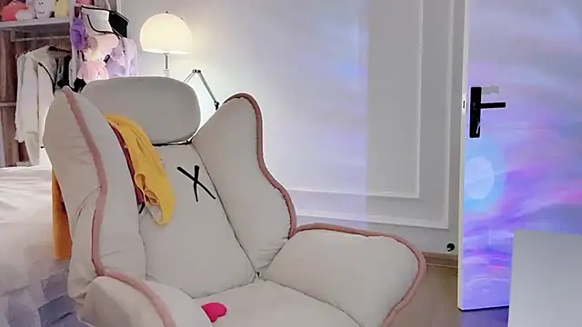 Titi-175 online show from April 2026 12:25:01 PM