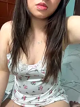 Sexy dancing girl online show from December 2025 02:47:02 PM